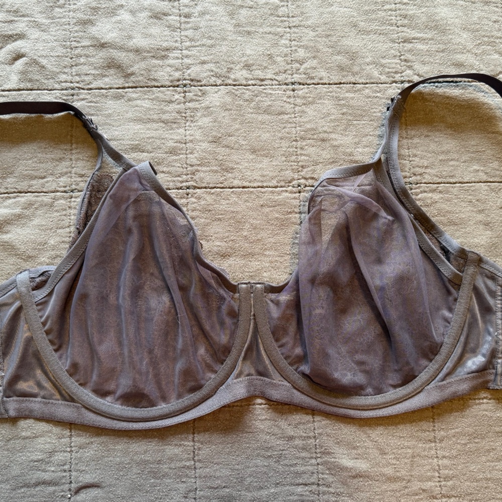 VS Dream Angels Bra - Picture 2 of 4